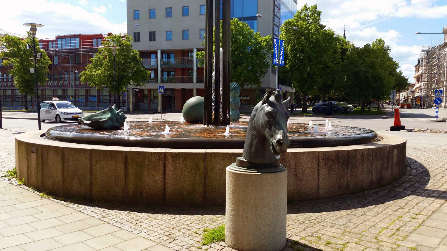 Cavallobrunnen, Resecentrum Skövde 1995–96