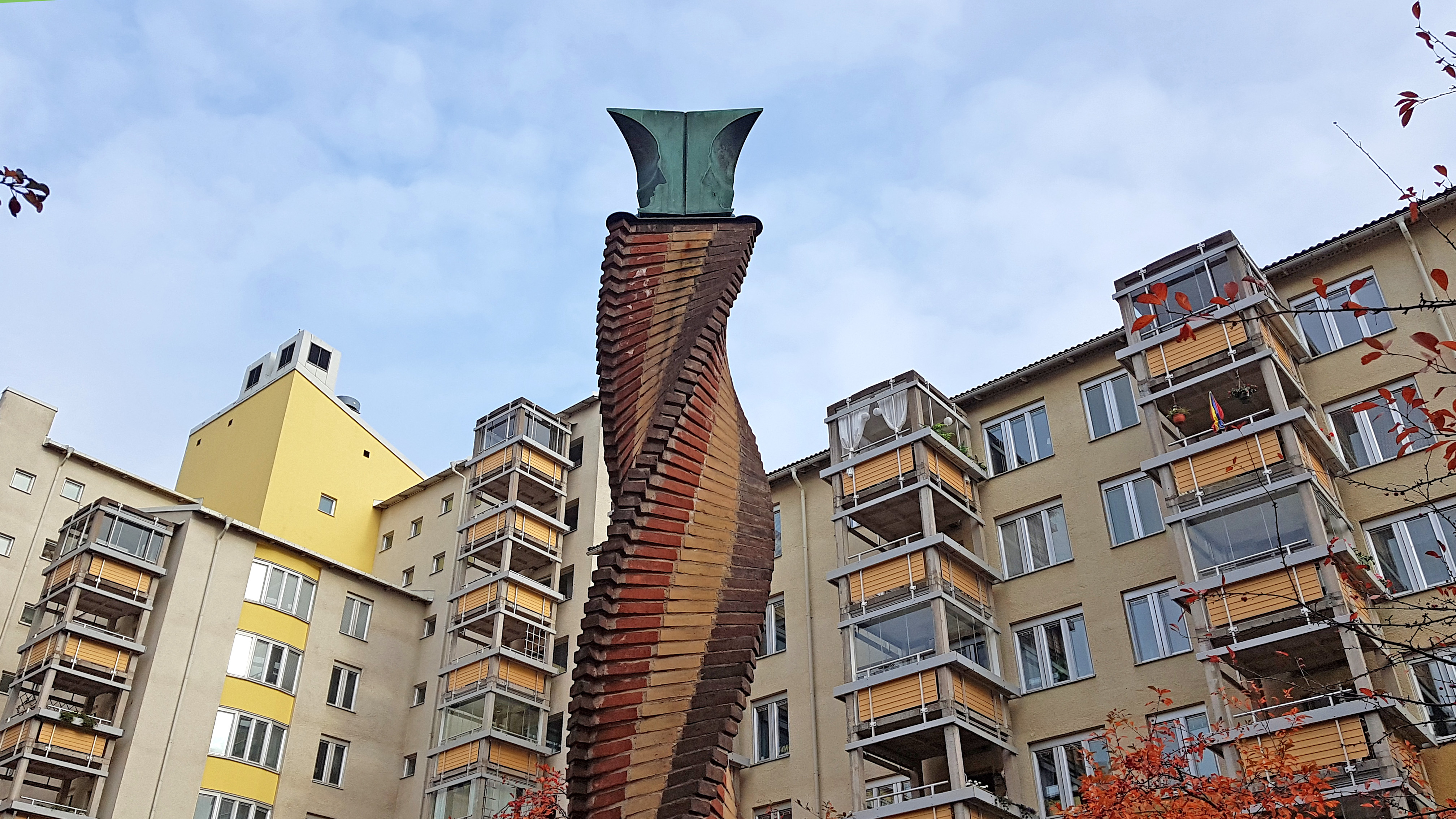 Kvarteret Svärdet, Ringvägen, Stockholm,1988–89