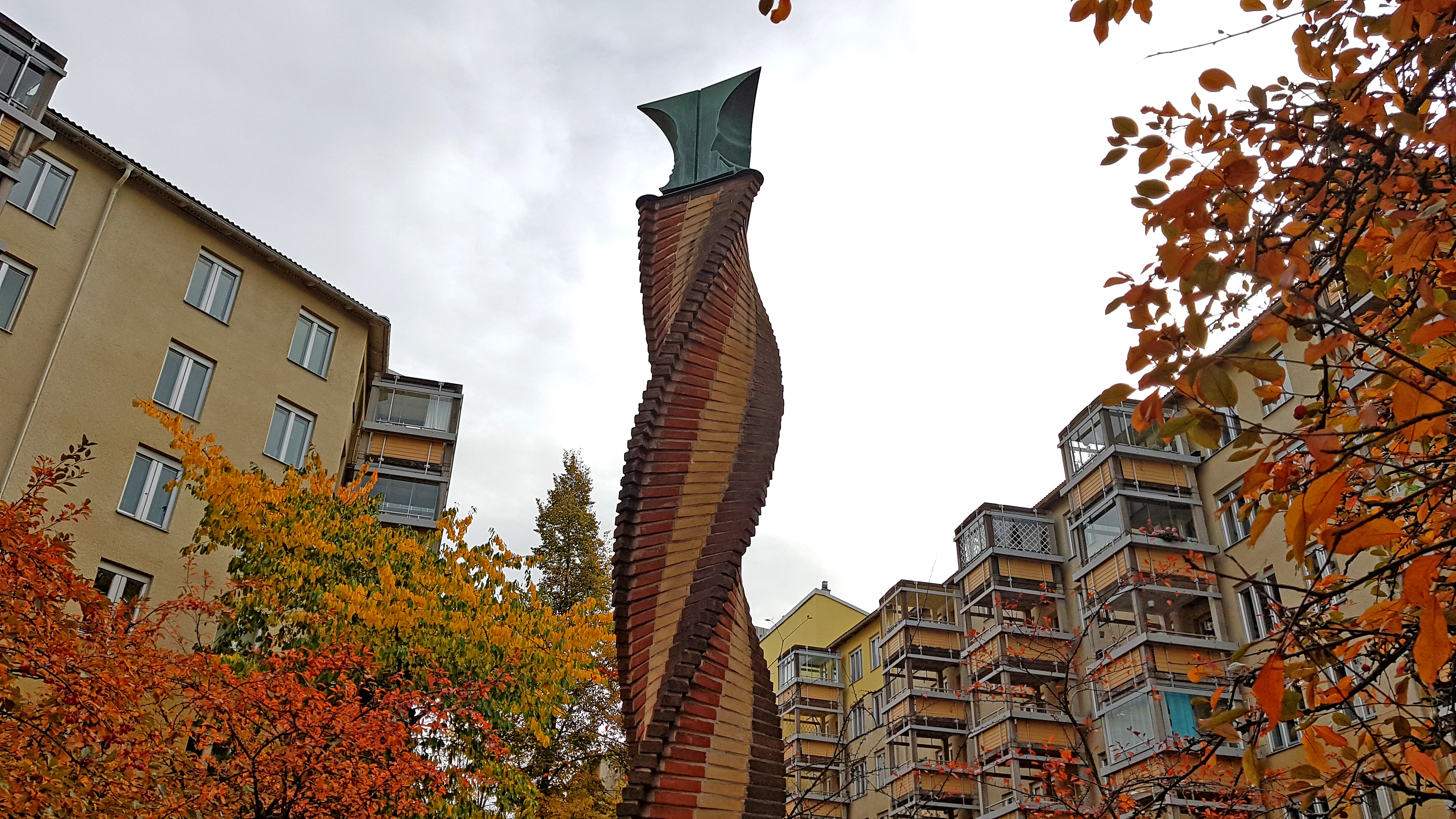 Kvarteret Svärdet, Ringvägen, Stockholm,1988–89