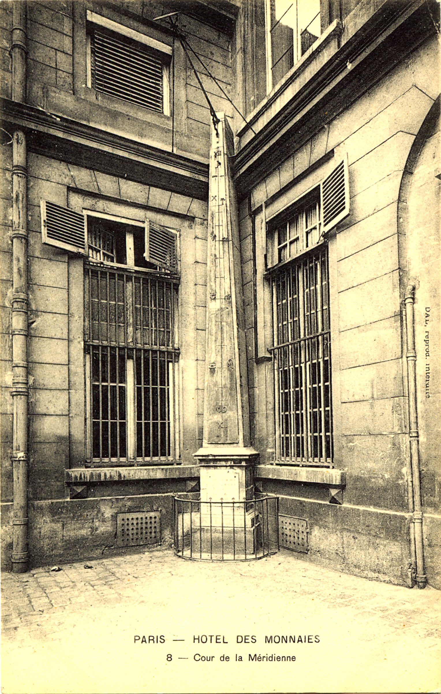 "Källan" med obelisk, Bonnierhuset, atrium, Torsgatan 21, Stockholm, 1995, 2024