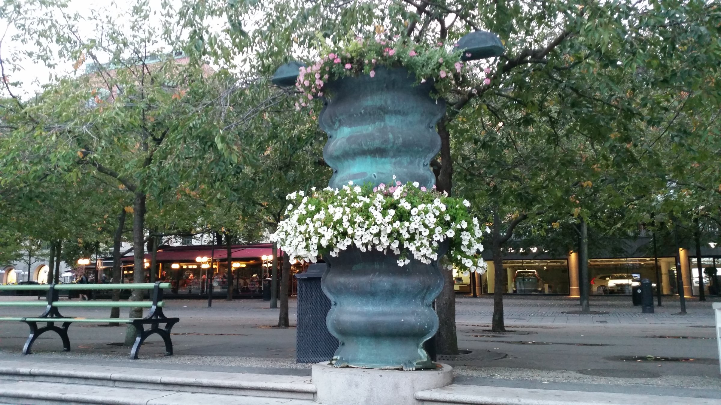 Kungsträdgården, norra delen, 1997–98