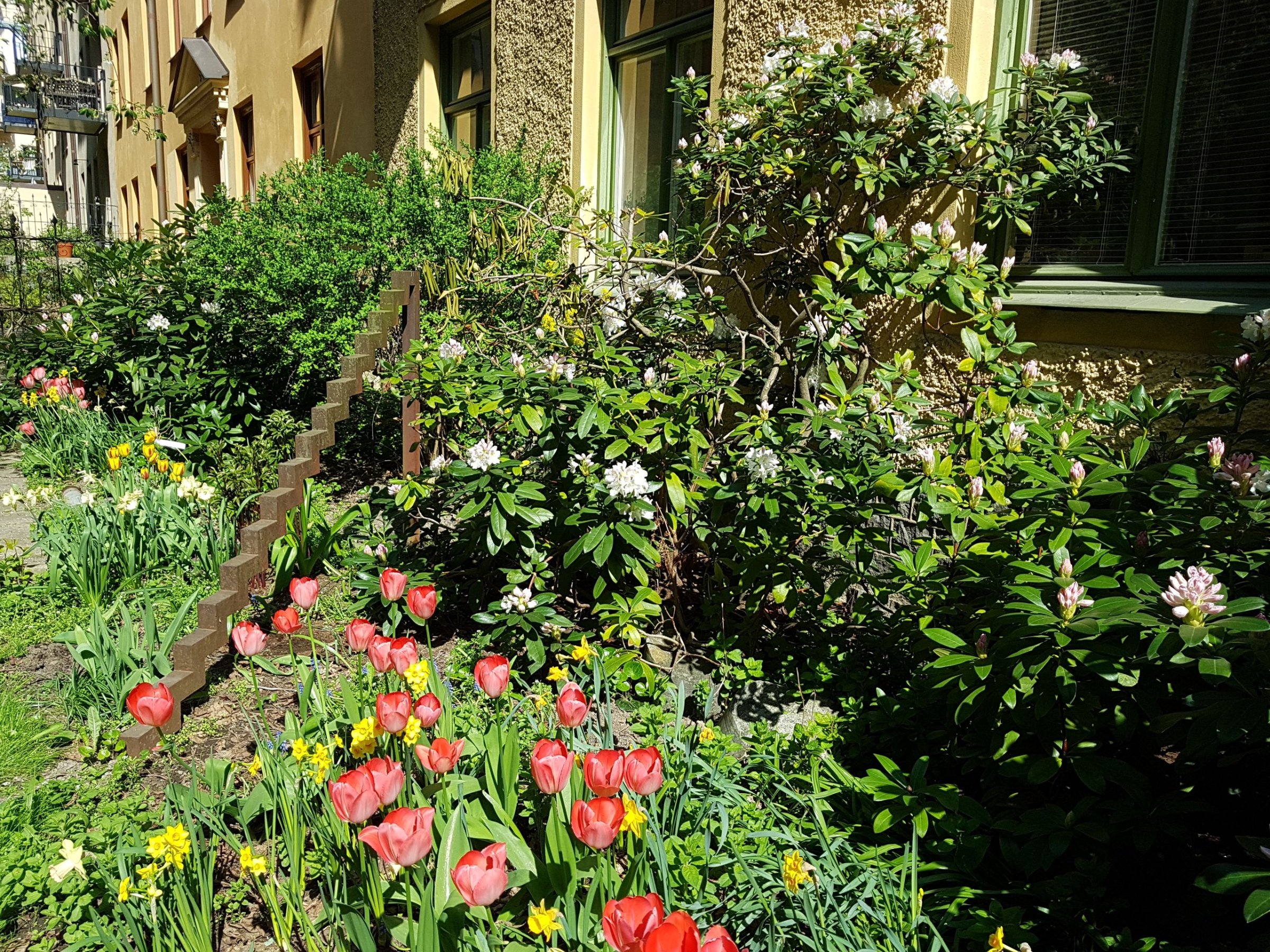 Grev Magnigatan 10, innergård, Stockholm