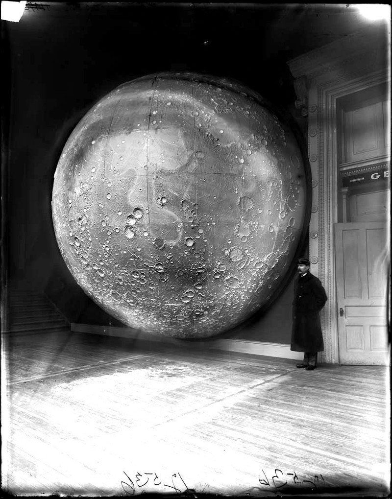 Månmodell i gips från 1898 på Field Museum