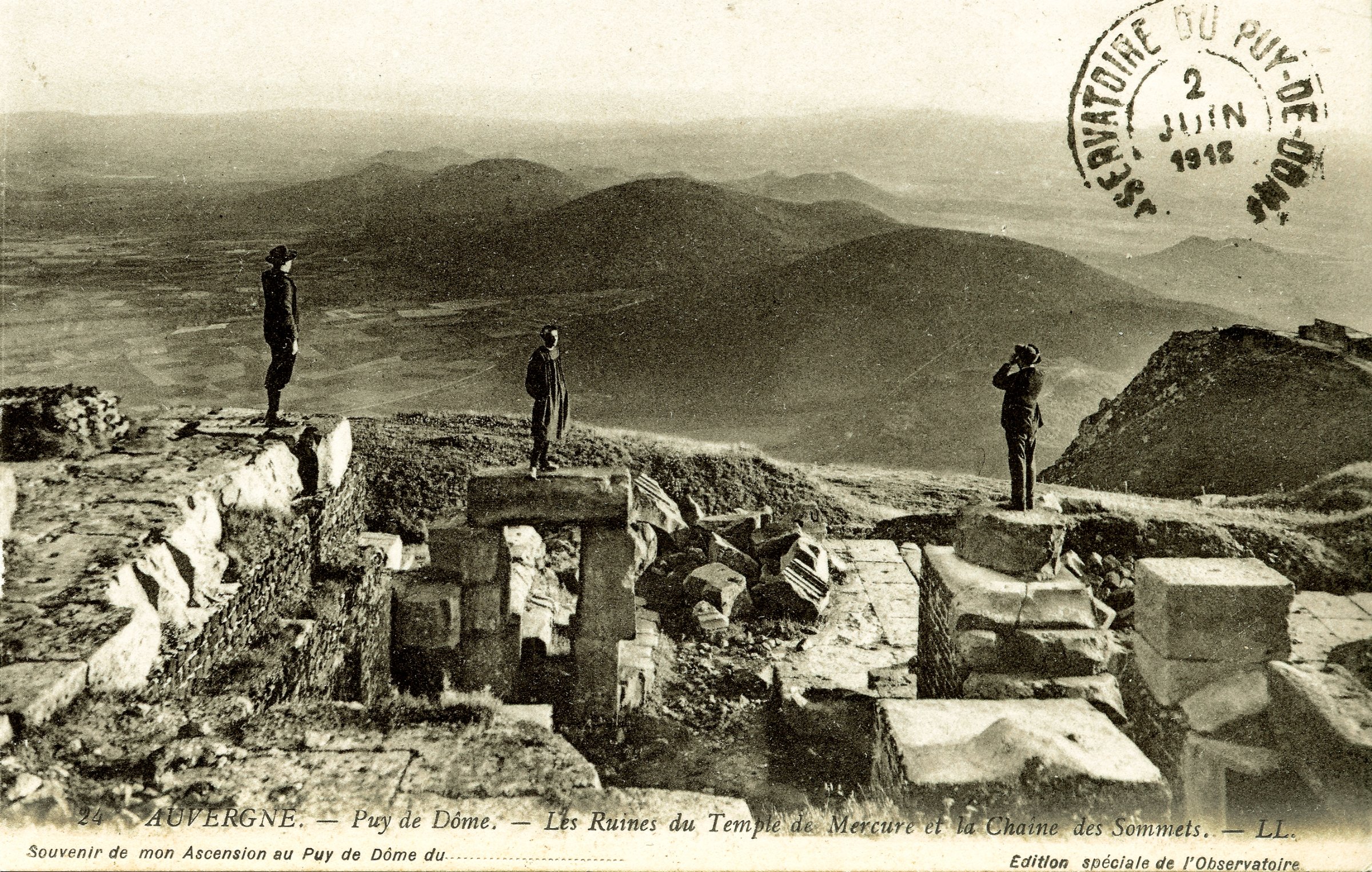 En vilade vulkantopp, Les Ruines du Temples de Mercure