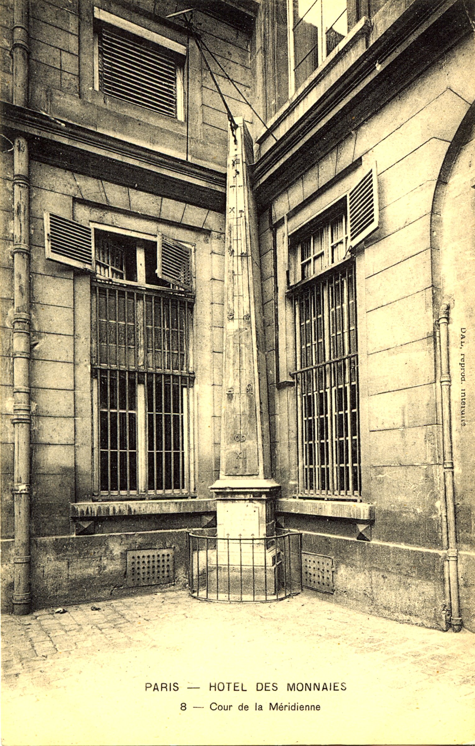 Stenobelisk med Parismeridianen longitud till Greenwich, 1667