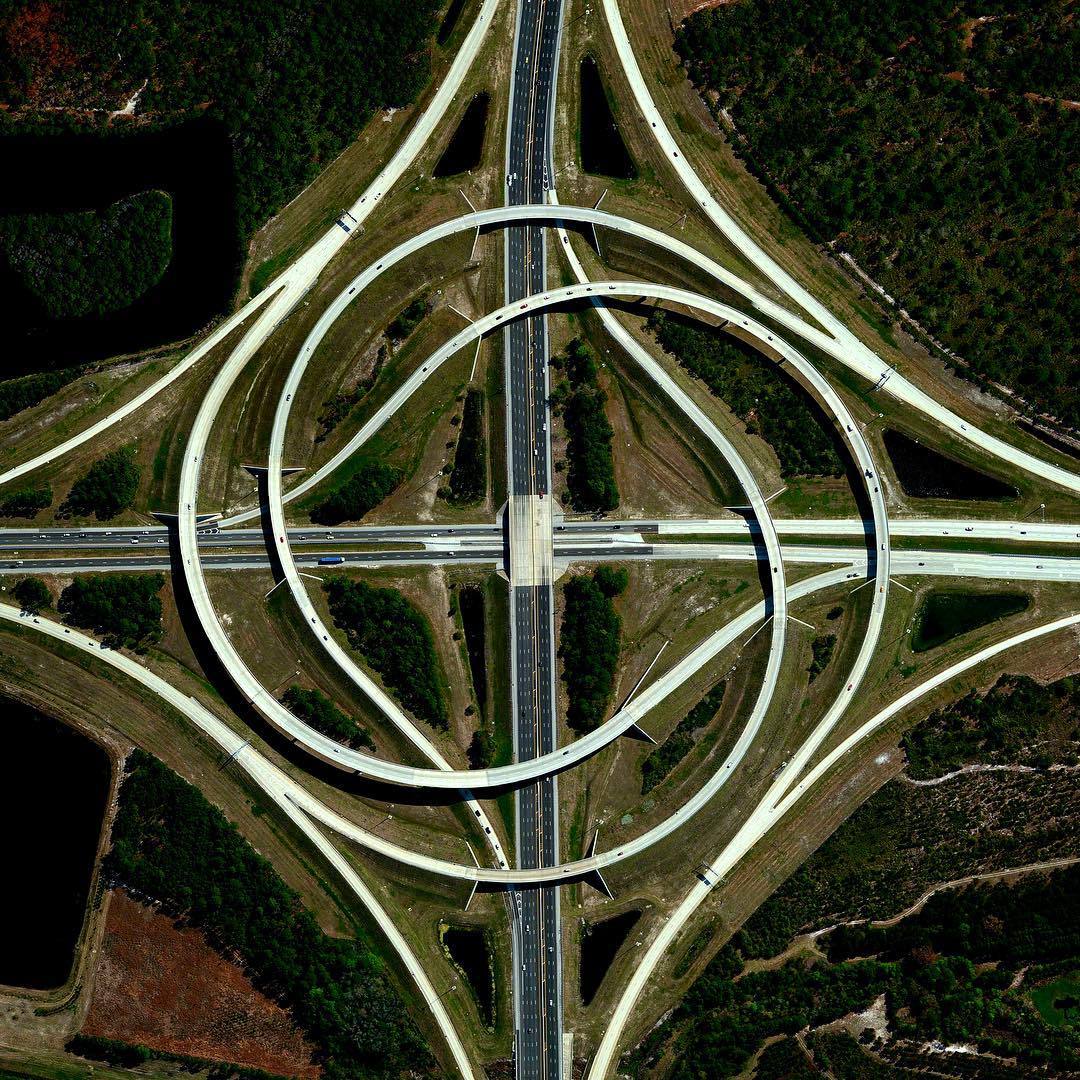 Trafikkarusell, "Jacksonville Turbine", från luften