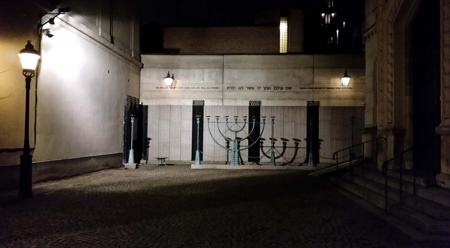 Synagoga – Förintelsemonumentet Stockholm 1998