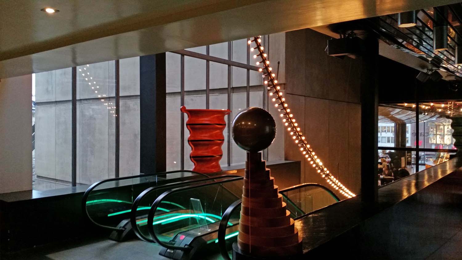 Förbindelsegång mellan Kulturhuset och Stadsteaterns Stora Scen Stockholm 1989-92