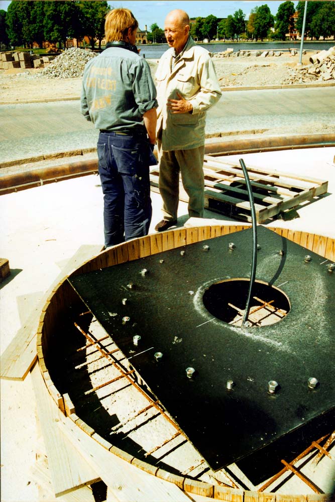 Eskilstuna rondellen 'Profilen' 2002