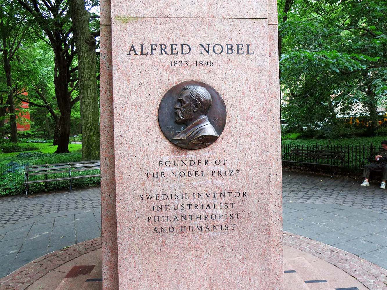 Nobelmonument, New York