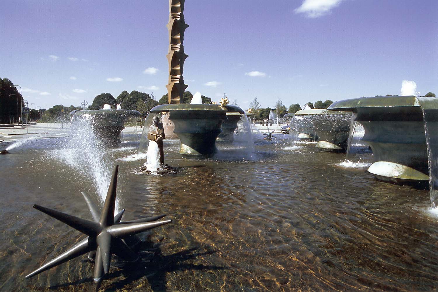 Eskilstuna rondellen 'Profilen' 2002