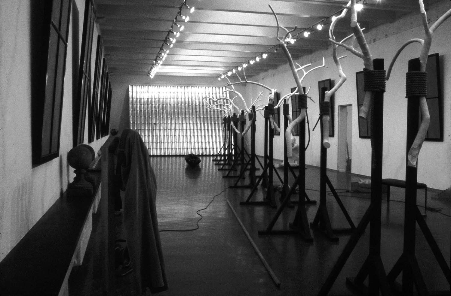 Kunstmuseum Luzern 'Live Show II' Schweiz 1977 — bild 5