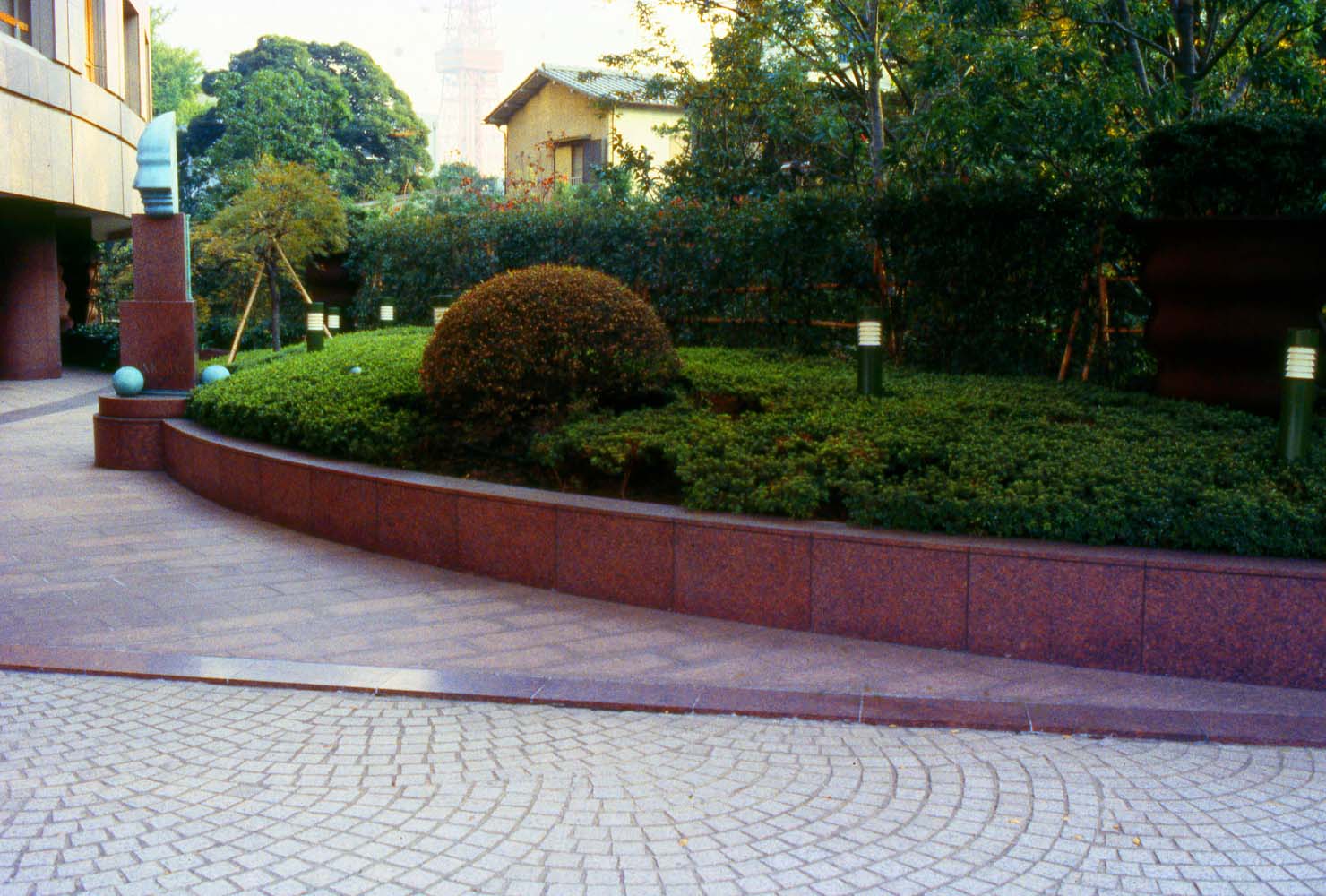 Sveriges Ambassad Tokyo 1990-91