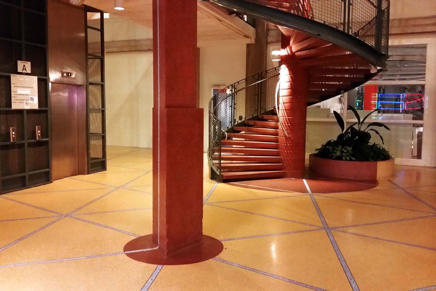 Riksbyggen Göta Ark Medborgarplatsen Stockholm 1984