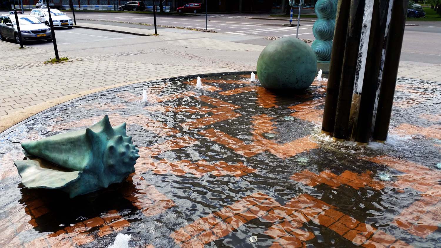 Cavallobrunnen, Resecentrum, Skövde, 1995