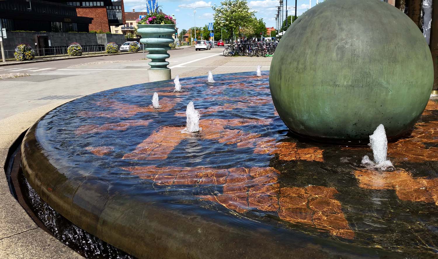 Cavallobrunnen, Resecentrum, Skövde, 1995