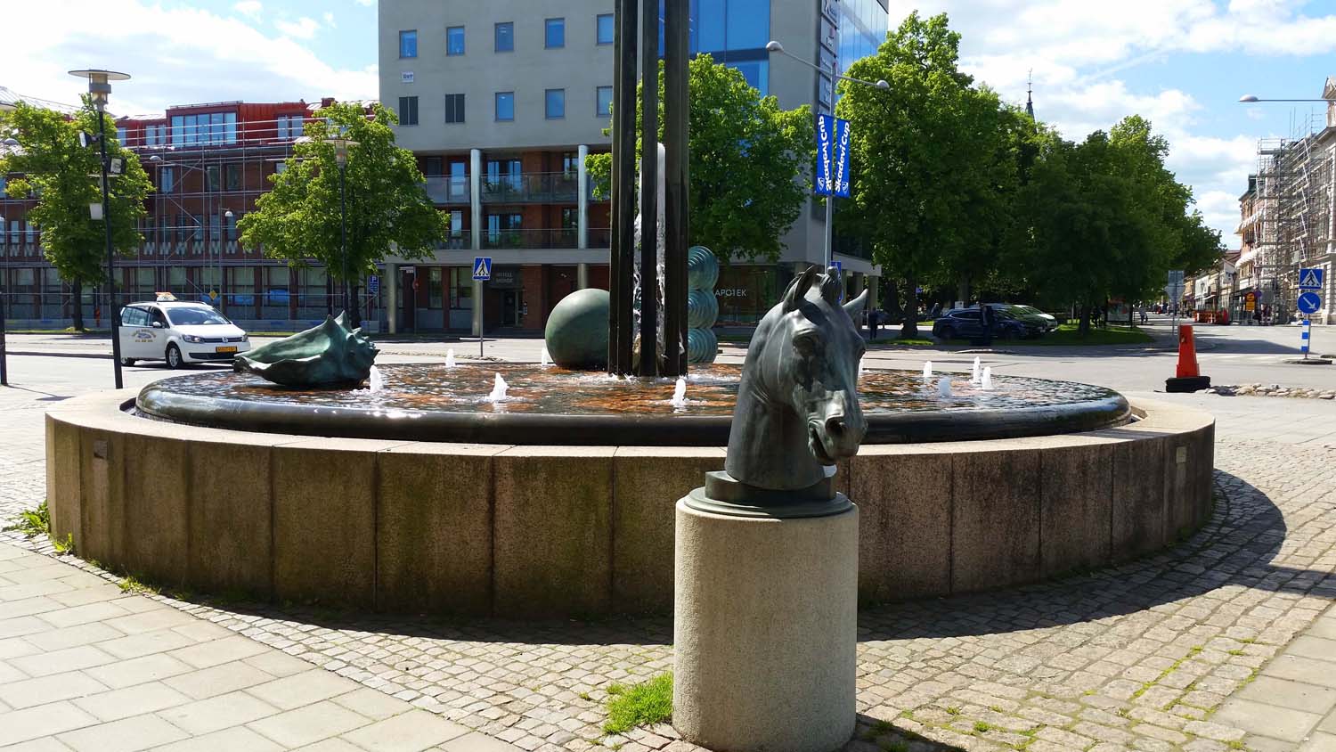 Cavallobrunnen, Resecentrum, Skövde, 1995