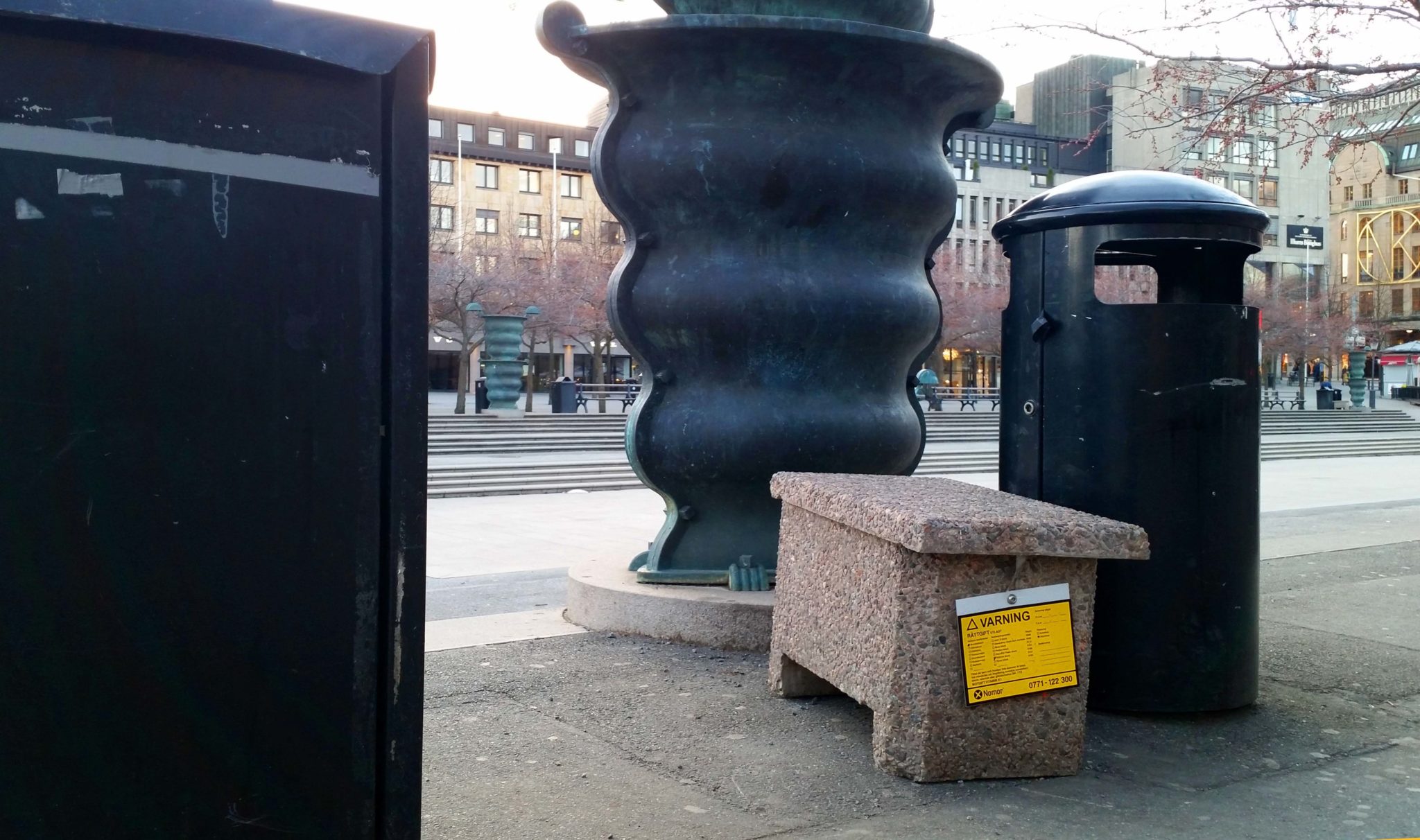 Stockholms stad missköter den offentliga konsten i Kungsträdgården — bild 5