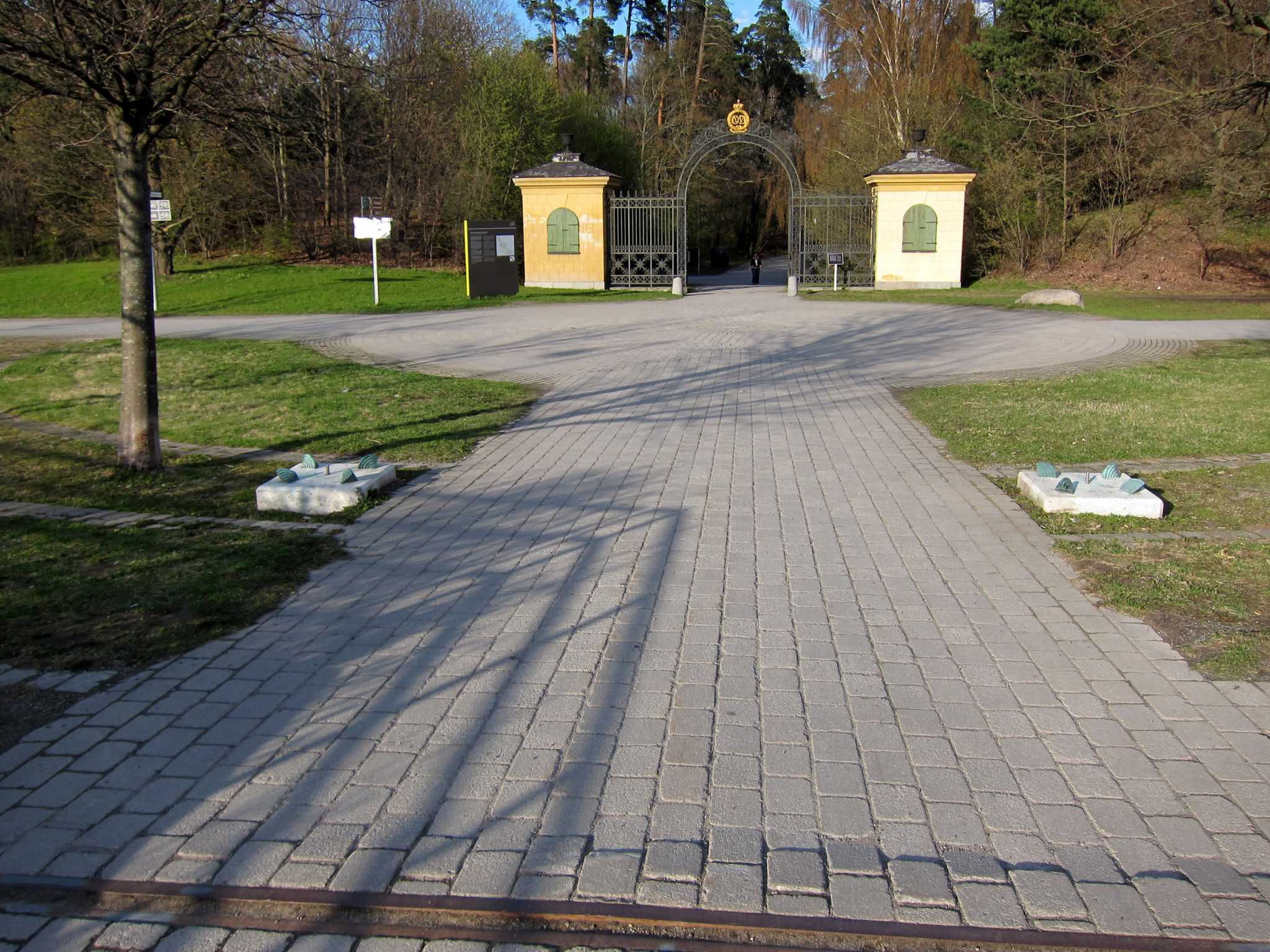 Återinvigning av Haga Norra gångbro och parkens skulpturutsmyckning 2015