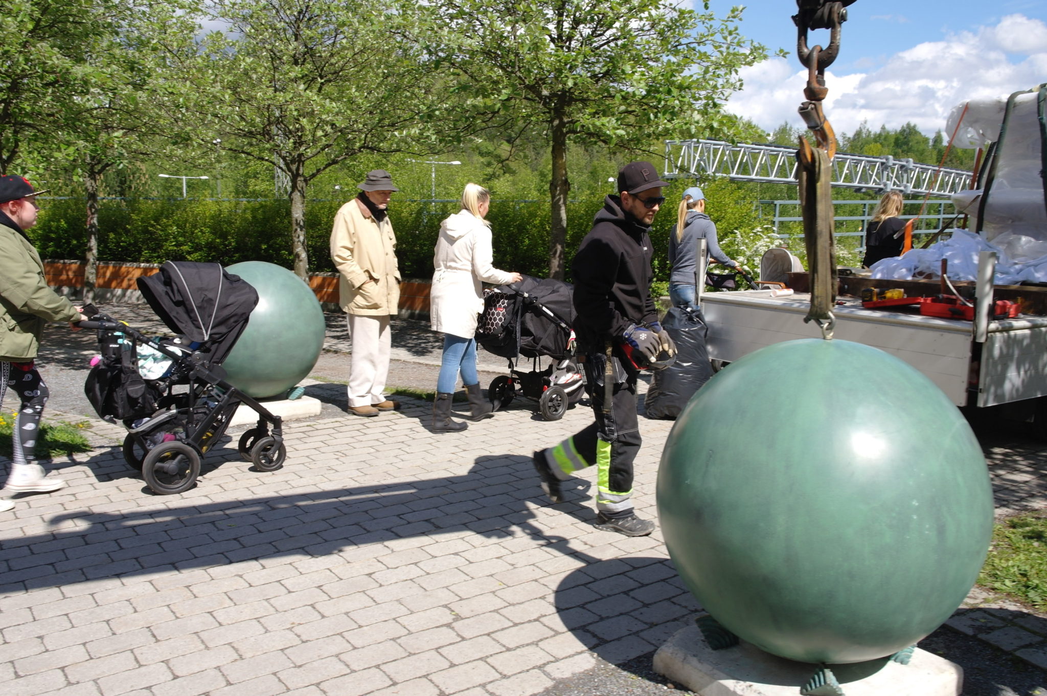 Återinvigning av Haga Norra gångbro och parkens skulpturutsmyckning 2015