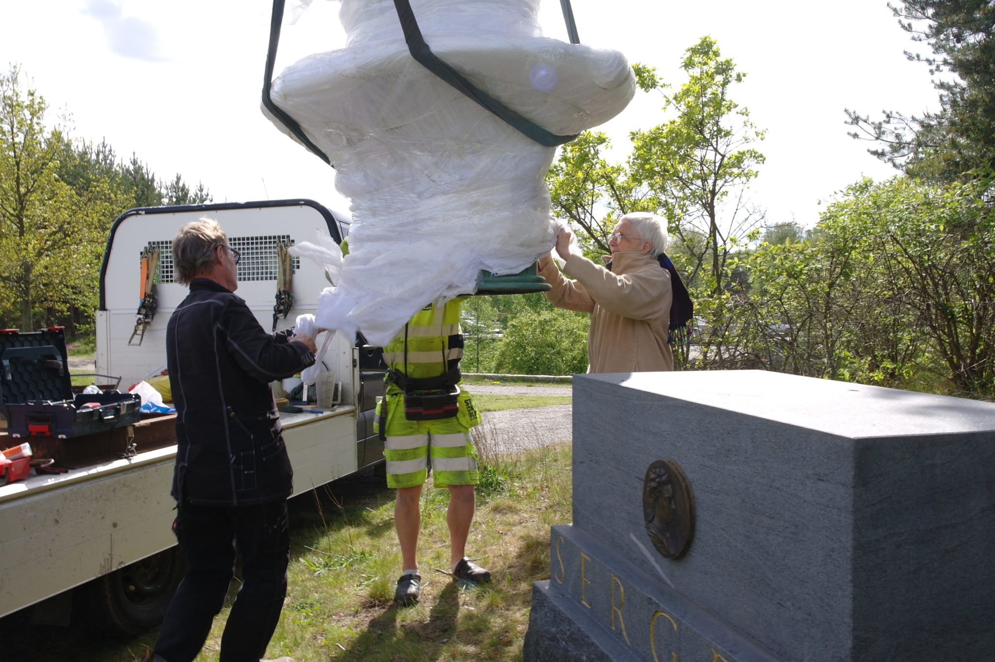 Återinvigning av Haga Norra gångbro och parkens skulpturutsmyckning 2015
